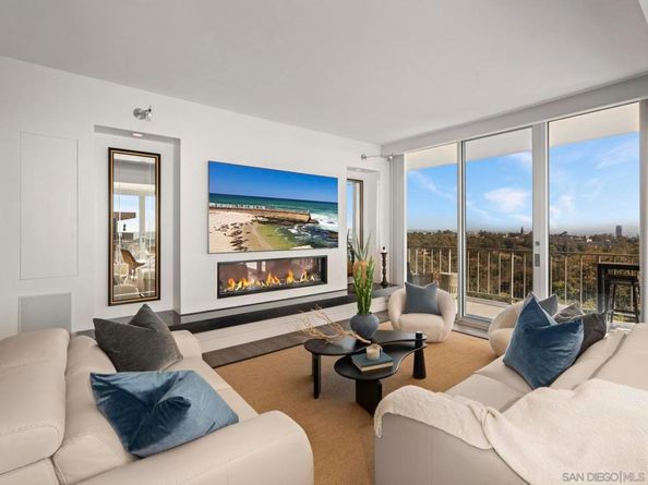 3635 7Th Ave 15G, San Diego CA 92103