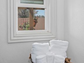1911 Cheyenne Cir, Oceanside CA 92056