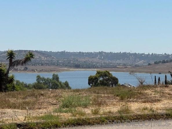 293 Paden Dr, Spring Valley CA 91977