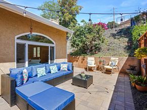 832 Casa De Oro Pl, Escondido CA 92025