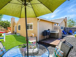 832 Casa De Oro Pl, Escondido CA 92025
