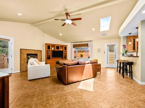 832 Casa De Oro Pl, Escondido CA 92025