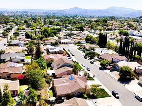 832 Casa De Oro Pl, Escondido CA 92025