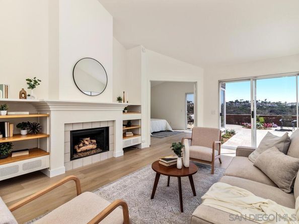 7424 Lantana Terrace, Carlsbad CA 92011