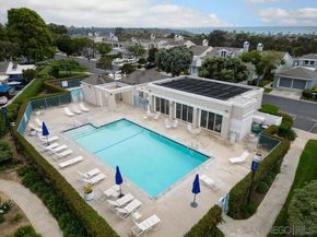 7424 Lantana Terrace, Carlsbad CA 92011