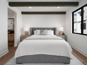 1400 Anacona Place 201, Encinitas CA 92024