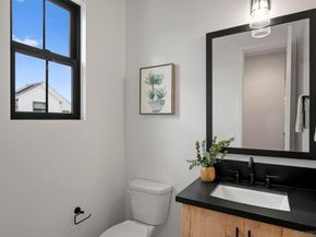 1400 Anacona Place 201, Encinitas CA 92024