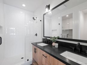 1400 Anacona Place 201, Encinitas CA 92024