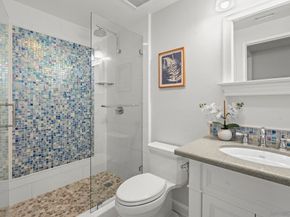8595 Via Mallorca, La Jolla CA 92037