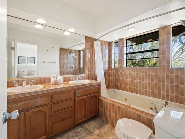 616 W Lewis St, San Diego CA 92103