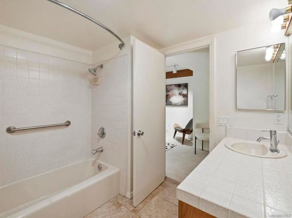 616 W Lewis St, San Diego CA 92103