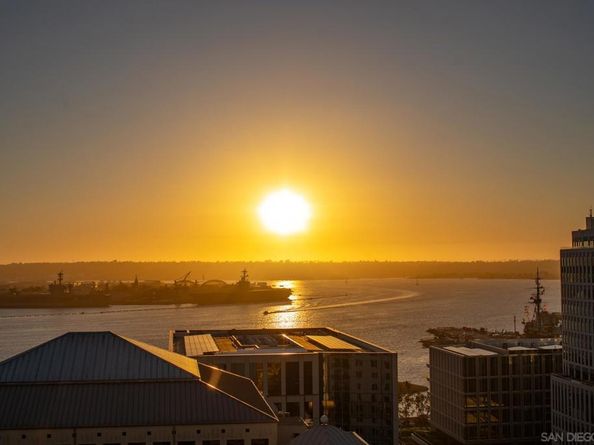700 W Harbor 2101, San Diego CA 92101