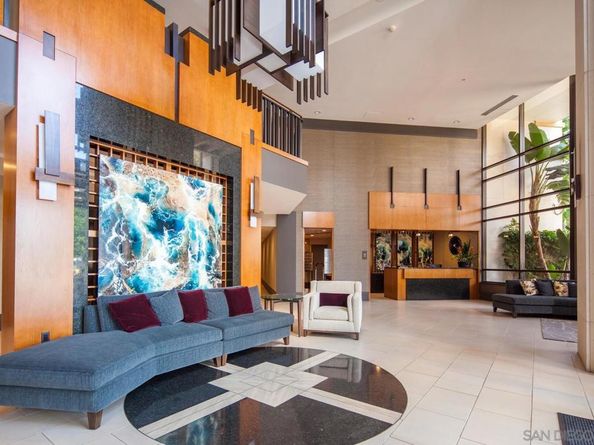 700 W Harbor 2101, San Diego CA 92101