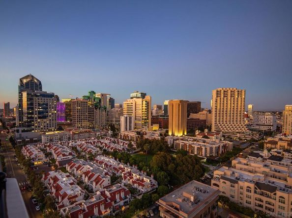 700 W Harbor 2101, San Diego CA 92101