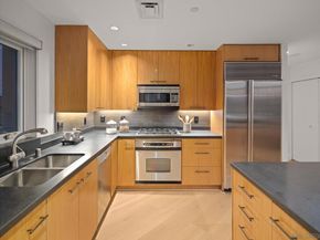 700 W Harbor 2101, San Diego CA 92101