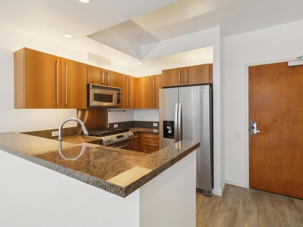 350 11Th Ave 319, San Diego CA 92101