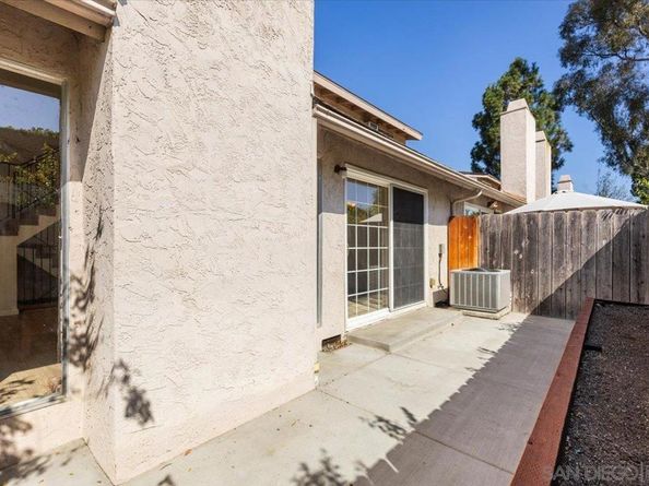 5470 Baltimore Dr 8, La Mesa CA 91942
