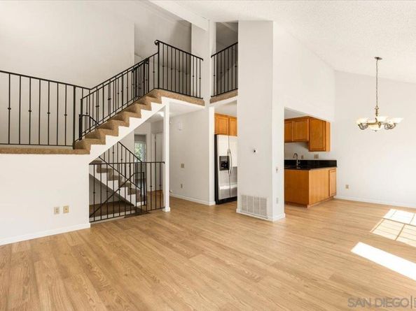 5470 Baltimore Dr 8, La Mesa CA 91942