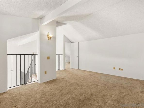 5470 Baltimore Dr 8, La Mesa CA 91942