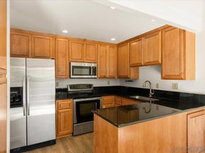 5470 Baltimore Dr 8, La Mesa CA 91942