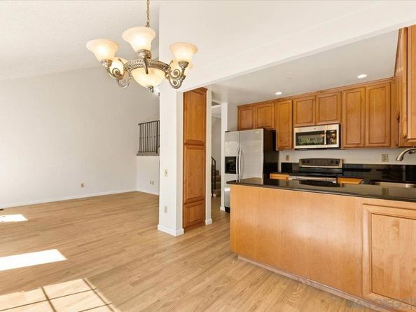 5470 Baltimore Dr 8, La Mesa CA 91942
