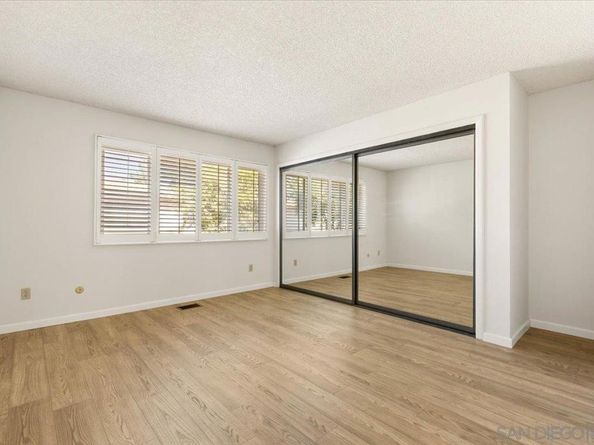5470 Baltimore Dr 8, La Mesa CA 91942