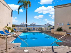 4015 Crown Point Dr 102, San Diego CA 92109