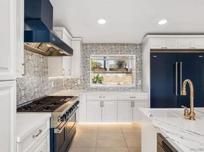 4143 Sunnyhill Dr, Carlsbad CA 92008