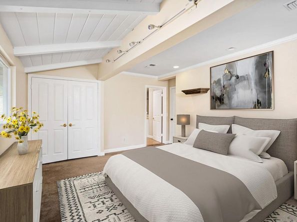 4143 Sunnyhill Dr, Carlsbad CA 92008