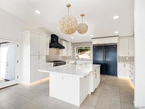 4143 Sunnyhill Dr, Carlsbad CA 92008