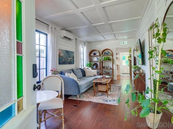 4481 Bancroft, San Diego CA 92116