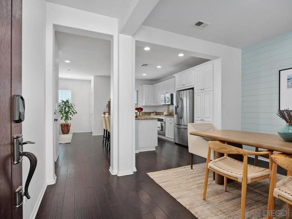 8458 Christopher Ridge Terrace, San Diego CA 92127