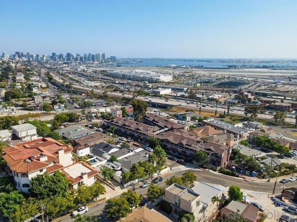 1806 McKee St A2, San Diego CA 92110