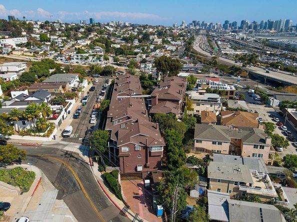 1806 McKee St A2, San Diego CA 92110