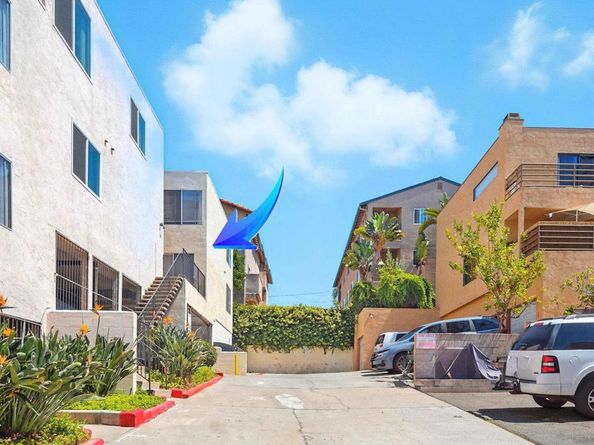 5725 Linda Vista Raod 4, San Diego CA 92110