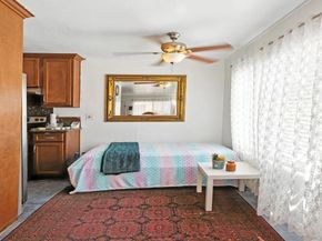 5725 Linda Vista Raod 4, San Diego CA 92110