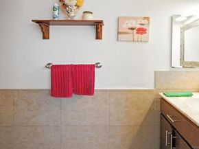 5725 Linda Vista Raod 4, San Diego CA 92110