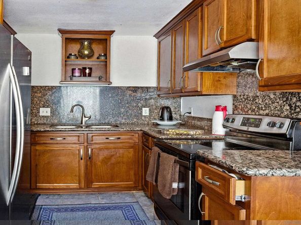 5725 Linda Vista Raod 4, San Diego CA 92110