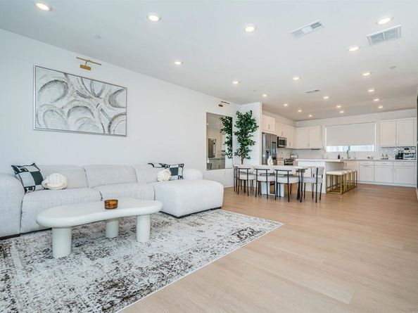 793 Vada St 2, Chula Vista CA 91911