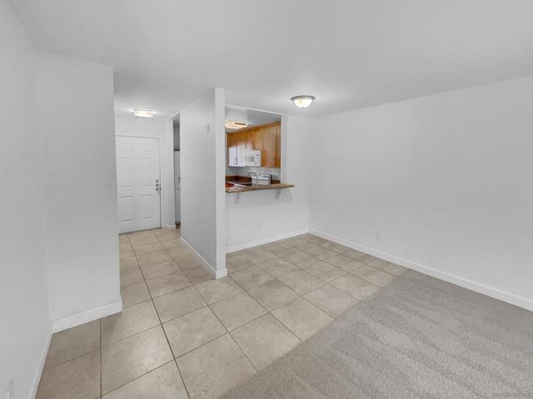 7405 Charmant Dr 2427, San Diego CA 92122
