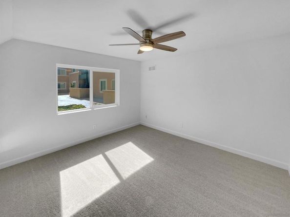 7405 Charmant Dr 2427, San Diego CA 92122