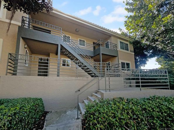 7405 Charmant Dr 2427, San Diego CA 92122