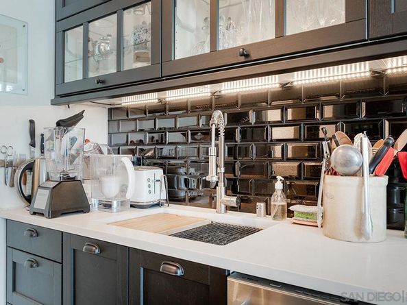 350 W Ash Street 807, San Diego CA 92101