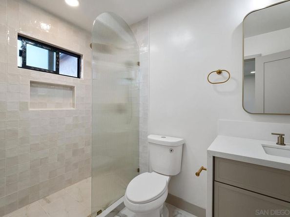 4089 Mount Everest, San Diego CA 92111