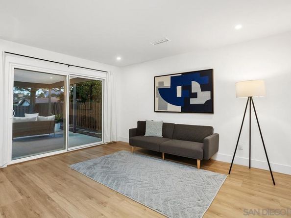 16955 Vinaruz Place, San Diego CA 92128