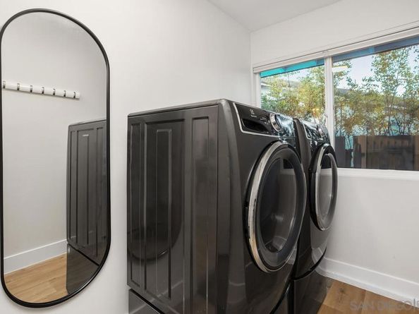 16955 Vinaruz Place, San Diego CA 92128