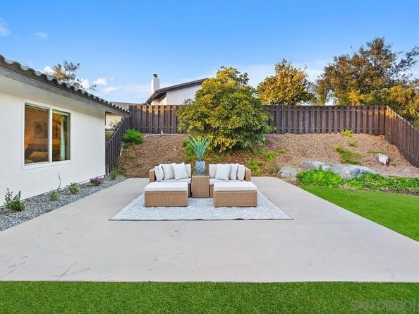 16955 Vinaruz Place, San Diego CA 92128