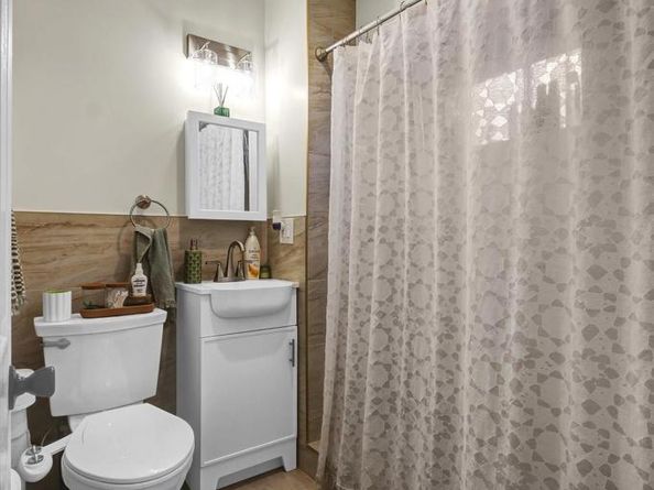 4927 Ellenwood Drive, Los Angeles CA 90041