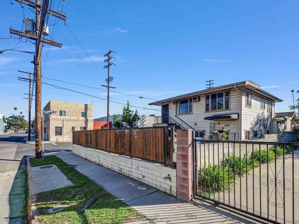 4927 Ellenwood Drive, Los Angeles CA 90041