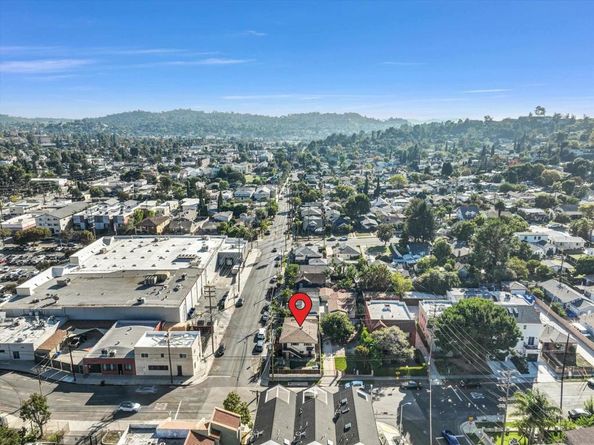 4927 Ellenwood Drive, Los Angeles CA 90041